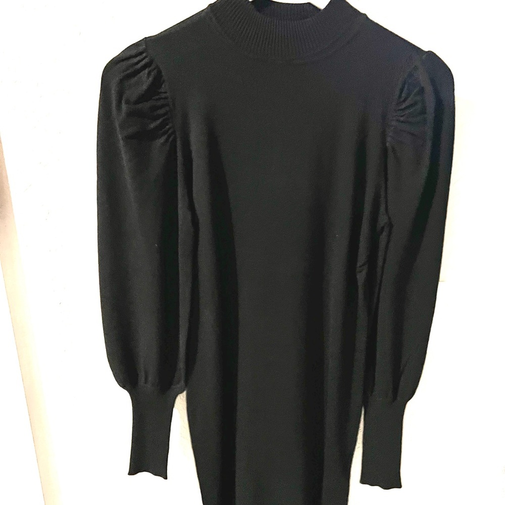 NWT Band of Gypsies Slauson sweater dress in Black. Size Medium and Large